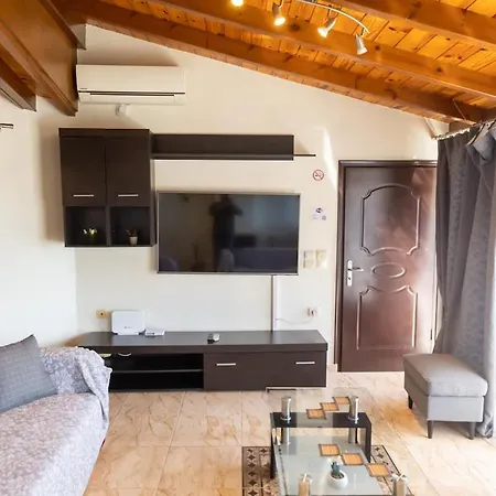 Ionian Skyline Horizon House By μρs Case de vacanță *